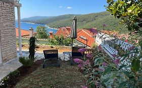 Apartments Zahtila - Pina